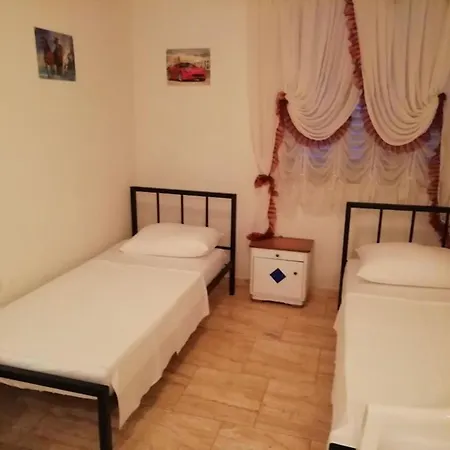 Apartman In Croatia Next To The *